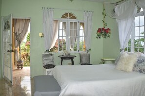 2 soveværelser, skrivebord, strygejern/strygebræt, gratis Wi-Fi