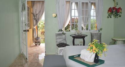 The L - St. Ann, Jamaica
5-Bedroom /Event Space