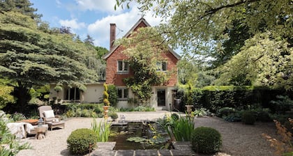 Nest Cottage, an idyllic one bedroom cottage