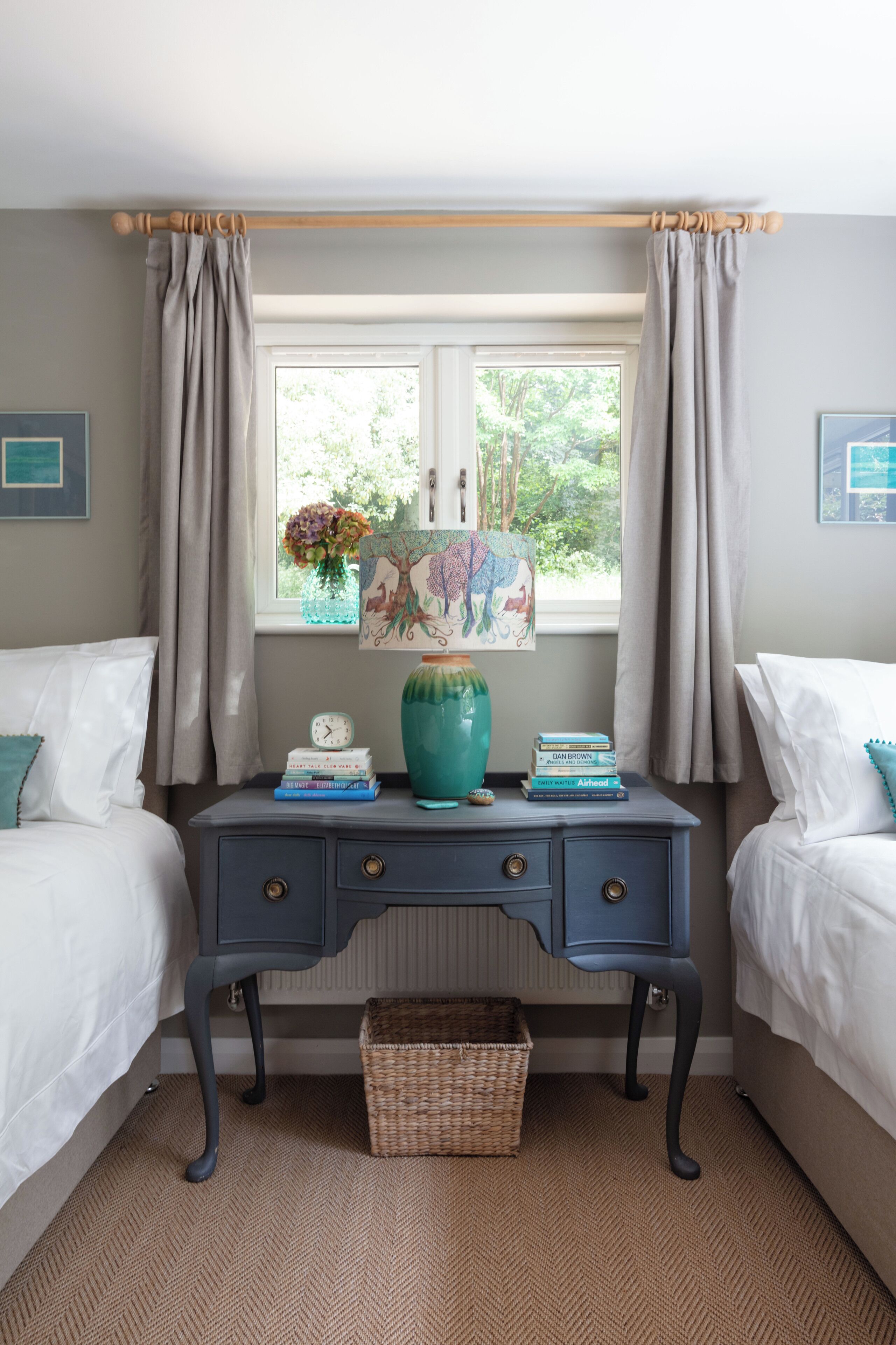 3 室のベッドルーム、アイロン / アイロン台、WiFi (無料)、ベッドシーツ