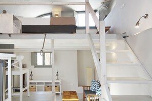 1 chambre, fer et planche à repasser, lit parapluie, Wi-Fi gratuit