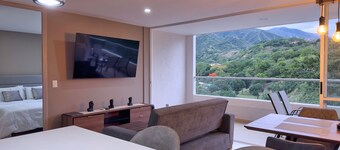 Stunning, Brand-new Apartment with pool, in Santa Fe de Antioquia.