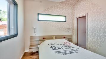 4 chambres, fer et planche Ă repasser, lit parapluie, Wi-Fi