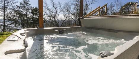 Baignoire à remous extérieure