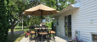 EAA 4 Bedroom House Rental - 15 minutes from EAA, Oshkosh, WI