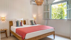 4 quartos, ferros/tábuas de passar roupa, Wi-Fi, roupa de cama