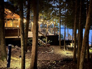 Property grounds - Anchor Lodge: Your Ultimate Summer Retreat: Swim, Kayak, and Relax ! (Indian River)