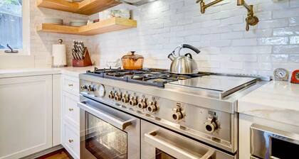 Elegant Bay Area Escape Oakland Hills Views, Chef's Kitchen, Claremont Hotel