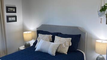 2 bedrooms, iron/ironing board, travel crib, free WiFi