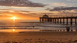 Beach nearby - Spectacular Ocean & Pier View Lux Family Vacation (Manhattan Beach)