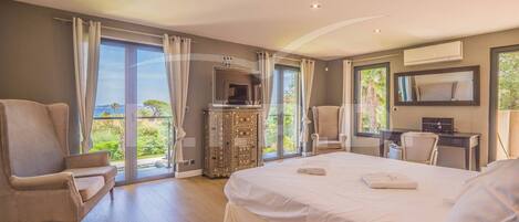 7 bedrooms, free WiFi