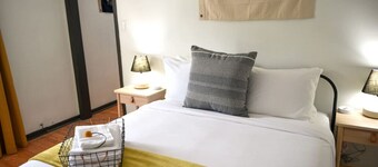 ★ HostWise Stays ★ Prime Butler St. Apt, across from Umami!
