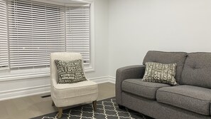 Smart TV, fireplace, offices