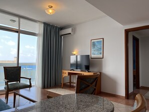 45-inch Smart TV with satellite channels, TV