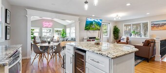 Close to SPAC, Saratoga Race Track & Downtown