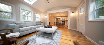 Close to SPAC, Saratoga Race Track & Downtown