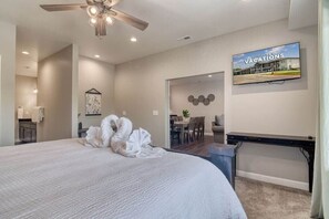 3 bedrooms, desk, iron/ironing board, travel cot