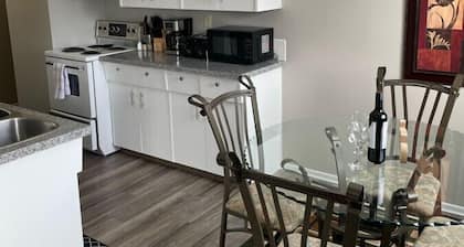 Exquisite 2 Bedroom Apartment