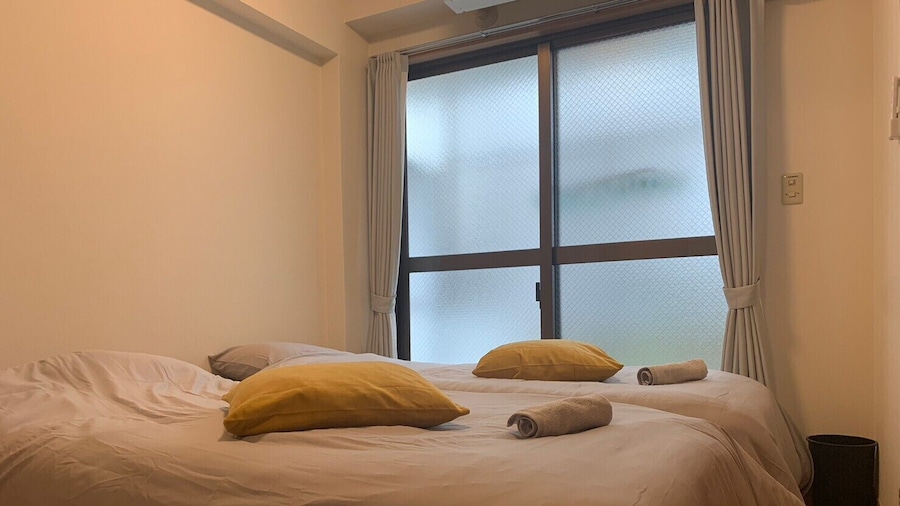 Compact 2DK apt in west Shinjuku
