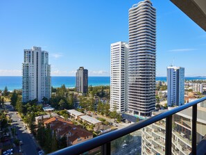Property grounds - Ocean View Apartment in Central Broadbeach (Broadbeach)