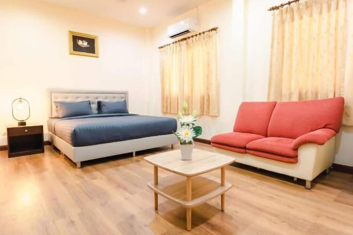 1 bedroom, WiFi, bed sheets