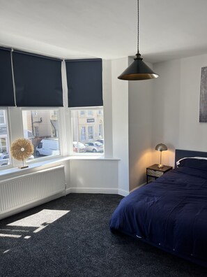 1 soverom, strykejern/-brett, wi-fi (inkludert) og sengetøy