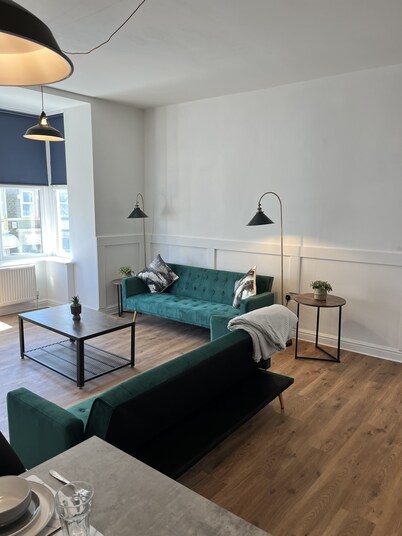 Modern cozy apartment. Beach view. Central Blackpool 