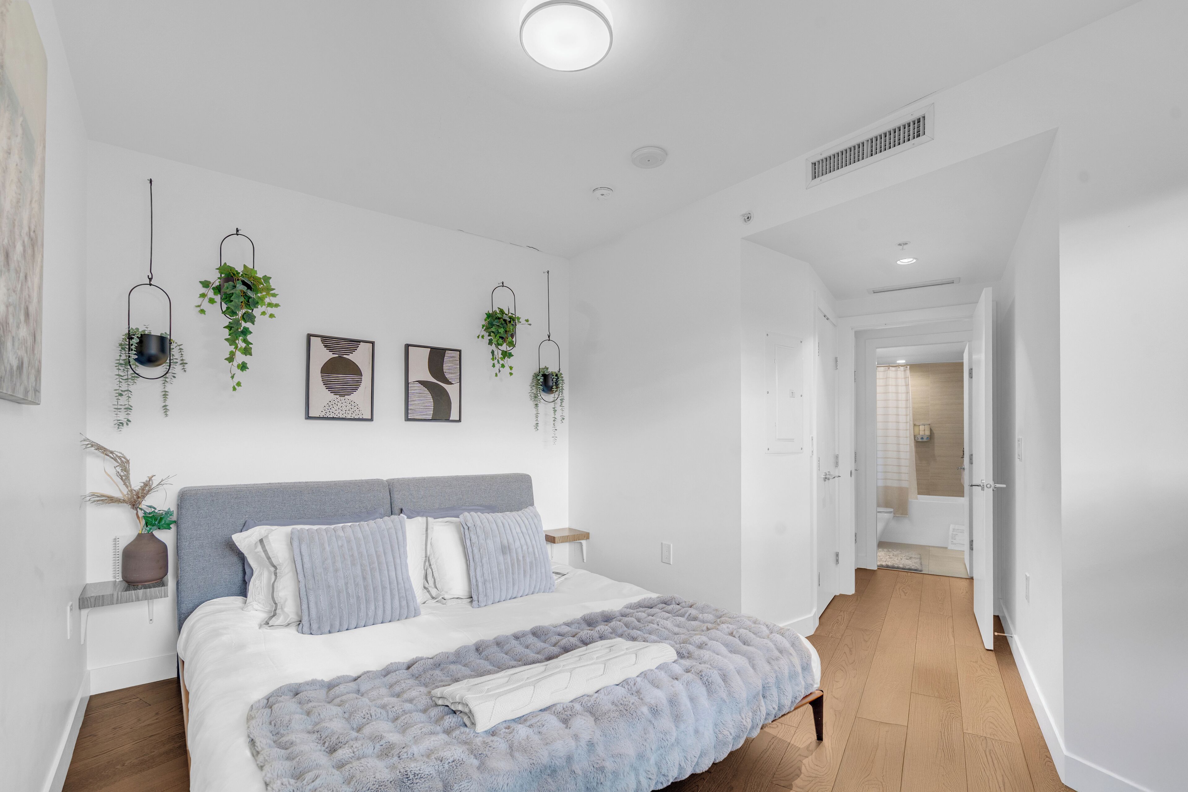 1 bedroom, iron/ironing board, travel crib, free WiFi