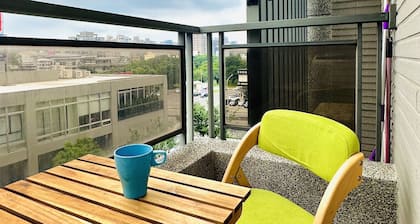 Big Open Space, With Amazing Views and Natural Light