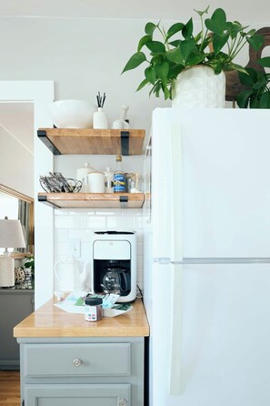 Interior - Renovated craftsman bungalow two blocks to historic downtown Sheridan and just a block from the M&M Ice Arena (Sheridan)