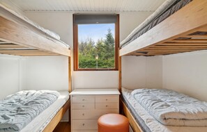 2 dormitoris, un bressol de viatge i wifi gratuïta 