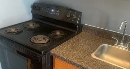 Cozy One Bedroom Newly Built Tiny House in a Peaceful, Safe, Rural College Town