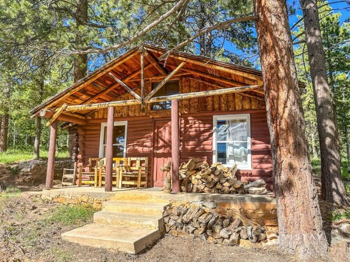 The John Wayne Cabin at Angel Valley Ranch