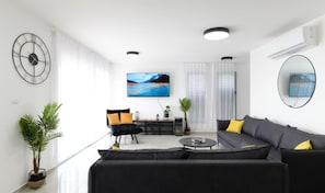 Villa | Living area