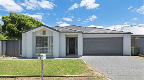 Family home fit for a fiesta 