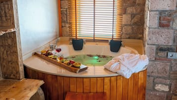 Queen Room (Jakuzi) | Poreamme