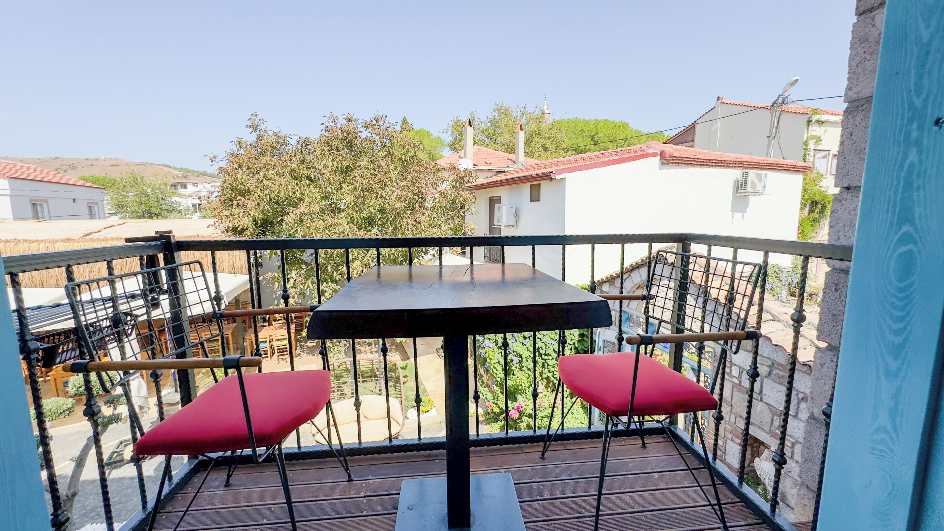 Standard Double Room | Balcony