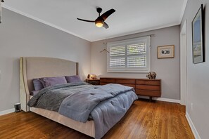 3 Schlafzimmer, Schreibtisch, Bügeleisen/Bügelbrett, kostenloses WLAN