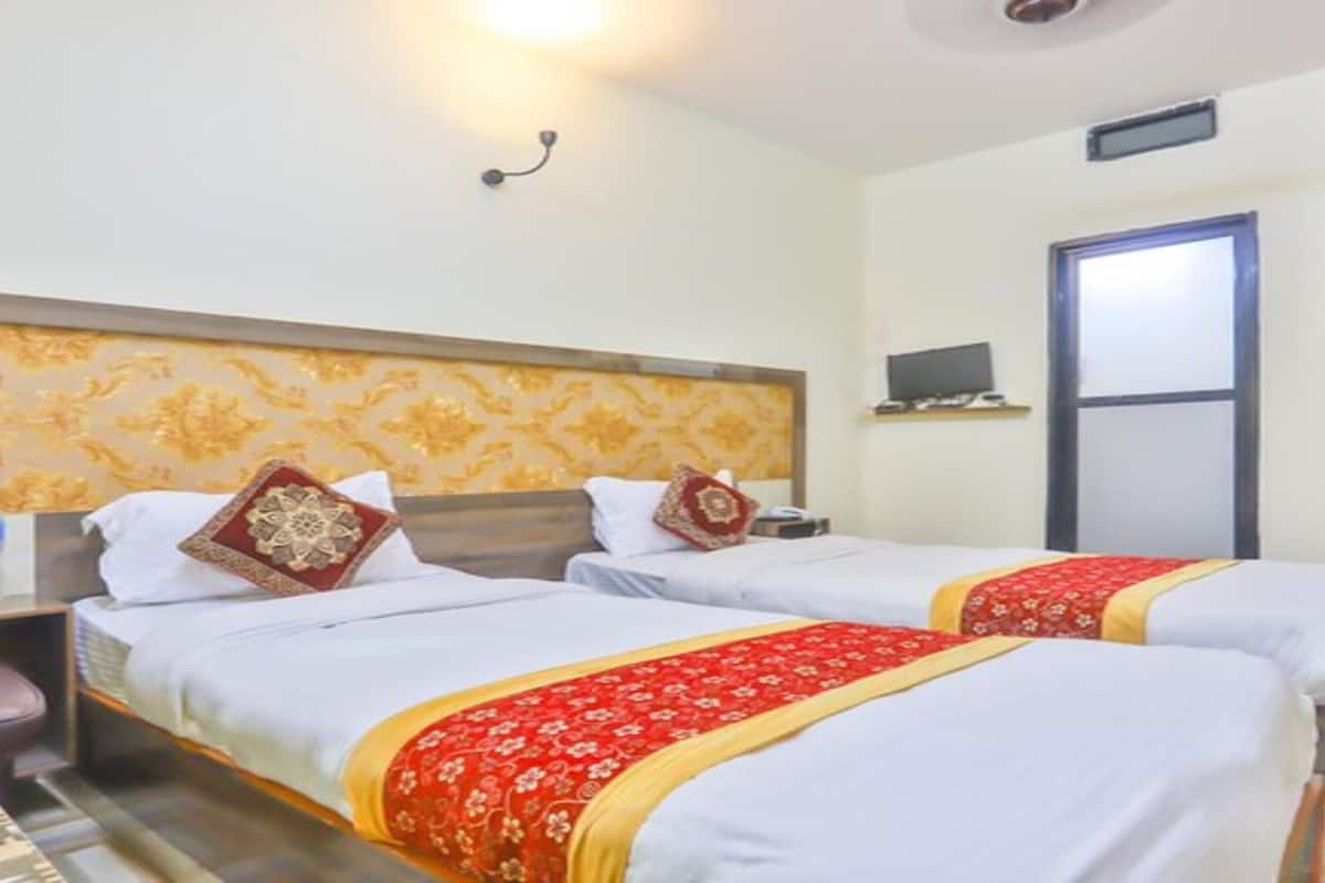 Twin Room | 1 bedroom, free WiFi, bed sheets