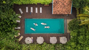 Outdoor pool - We Escape (Weligama)