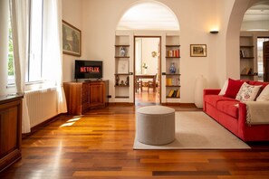 TV, books