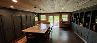 Step into Pure Michigan- Snowy 60 Acres- 15 min from Boyne Mountain 🎿⛷️