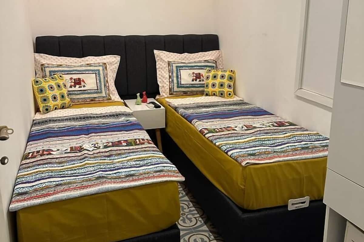 Economy Room | 1 bedroom, free WiFi