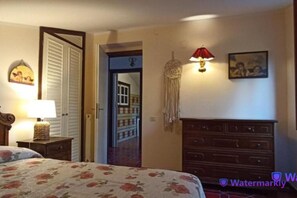 1 Schlafzimmer, Schreibtisch, WLAN, Bettwäsche