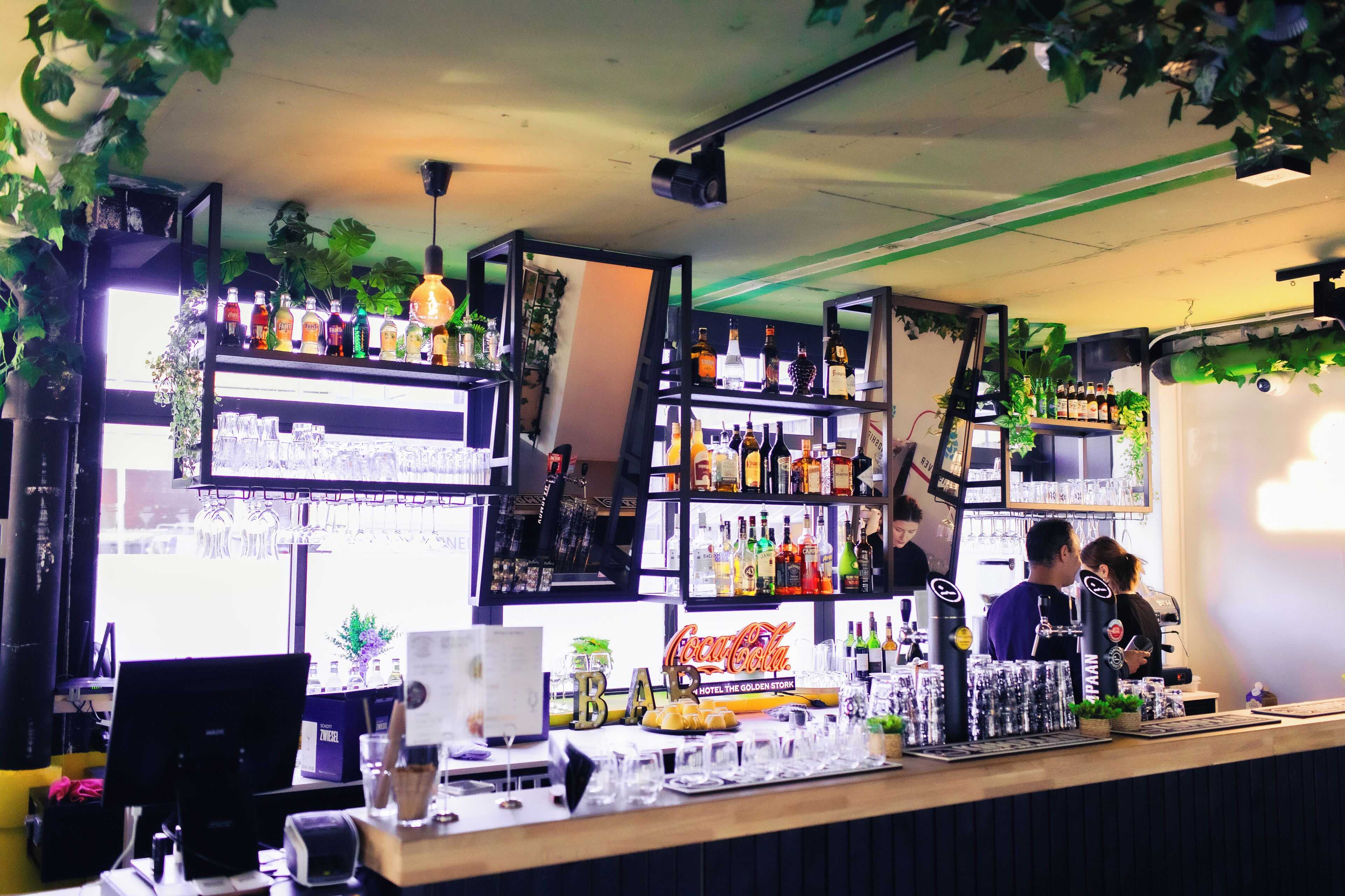 Bar (in der Unterkunft)