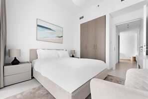 2 chambres, fer et planche à repasser, Wi-Fi, draps fournis