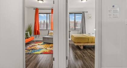 Urban Chic 1BR Apartment