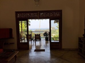 Khu phòng khách