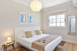 4 Schlafzimmer, Bügeleisen/Bügelbrett, kostenloses WLAN, Bettwäsche