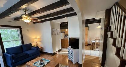 Cozy 3BR Beach House by the Sea